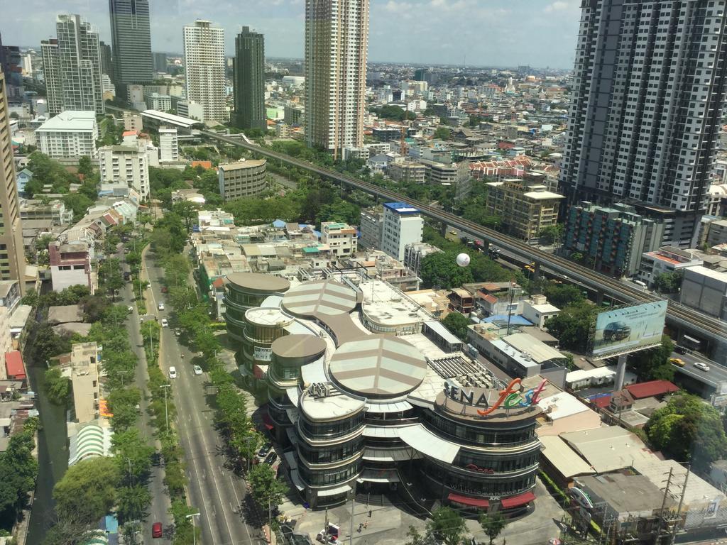 Baan Sathorn Riverfront Бангкок Номер фото