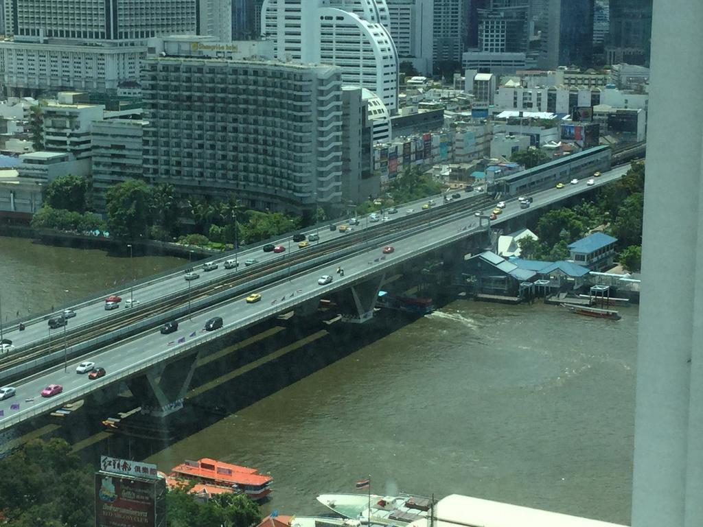 Baan Sathorn Riverfront Бангкок Номер фото