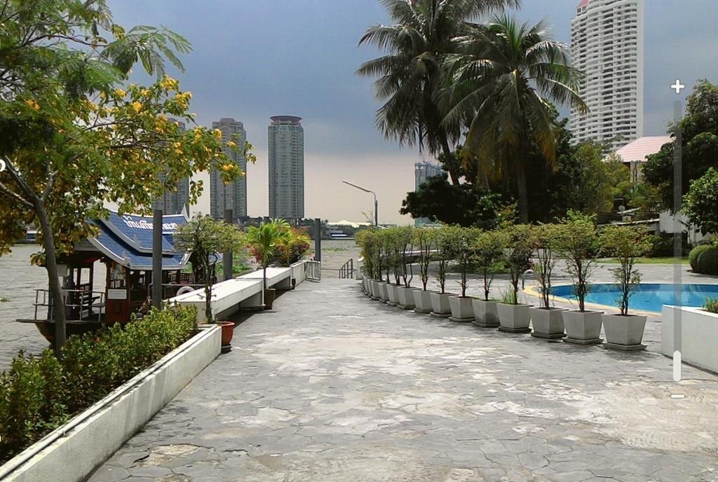 Baan Sathorn Riverfront Бангкок Номер фото