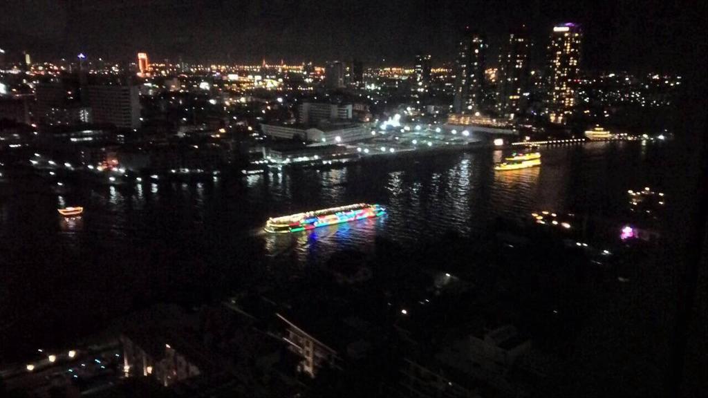 Baan Sathorn Riverfront Бангкок Номер фото